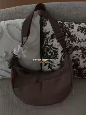 Perfect bag for fall🤎🍂✨#bagsmart #crossbodybag #slingbag #fallaesthetic #TikTokshopbacktoschool 