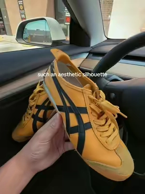 Love love love these shoes  #tigers #onitsukatigermexico66 #onisukatiger #killbill #TikTokshopbacktoschool 