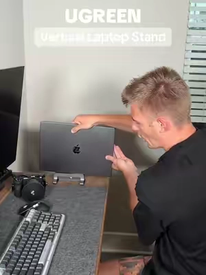 Grab yours before they’re gone #ugreen #laptopstand #desksetupessentials 