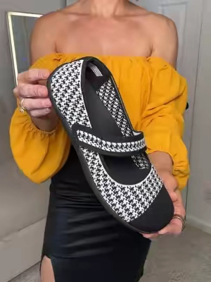 SO comfy and perfect for wide feet! @Dream Pairs  #widefeetfriendly #maryjanes #maryjaneshoes #maryjaneflats #tiktokshopcreatorpicks 
