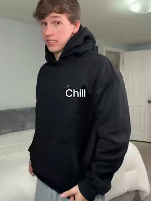 5’8 170lbs wearing Large #hoodies 