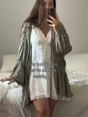 100% Viscose and such amazing quality!! I have a feeling these are going to sell out quick. 🕊️🧚 #duster #OOTD #midsizestyle #romanticstyle #bohostyle 