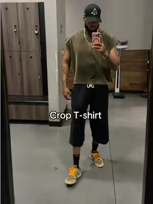 I literally only wear these shirts to the gym now #TikTokshopbacktoschool #crop #cropped 