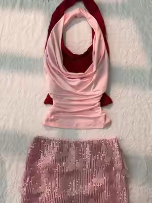 okayyy this set was MADE for a night out ✨🥂the sparkle skirt catches every bit of light and looks insane in motion.#partygirl #goingoutoutfit #datenightoutfit #partyoutfit #TikTokshopbacktoschool 