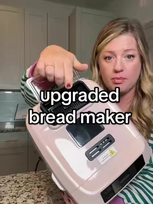 my house smells like a bakery and I know what ingredients are in my bread!! #breadmaker #breadmachine 