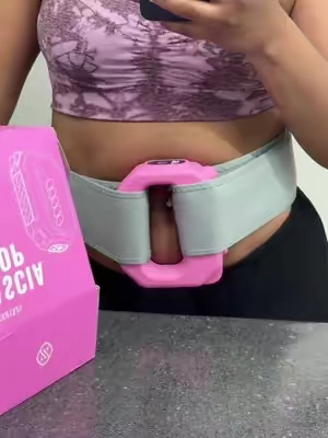 I sure HAD to try it out 😉 Hands-free wearable fascia ring ✨ #lymphaticdrainage #bellymassage #drainage #SelfCare #bellyfat  