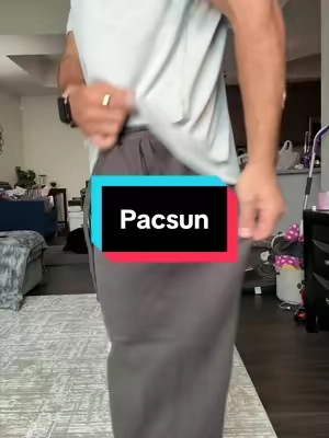 5'8 155 Size M #pacsun #oversized #sweatpants #fleece #baggy