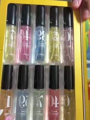 ✨ 10-Piece Travel Perfume Set ✨ Ten gorgeous scents in one convenient set! 💕 Perfect for keeping your favorite fragrances with you wherever you go. ✈️👜 🌸 10-piece set 💗 Travel-friendly ✨ Perfect for your purse or bag 🎀 Great for trying different scents #TravelPerfume #PerfumeSet #10PieceSet #MiniPerfumes #PerfumeCollection                   