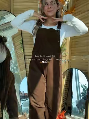 overalls = fall closet staple 👏🏼🤎 #overalls #overallsoutfits #falloutfits #falloutfitinspo 
