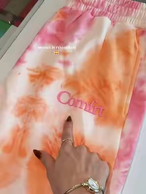 finally back in stock 🥹🌅 @Comfrt #comfrt #sweatpants #cozy #affordablefashion #TikTokshopbacktoschool 