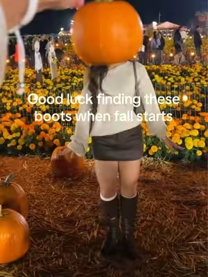 #sohochic #falloutfits #TikTokshopbacktoschool #fallinspo #fallboots 