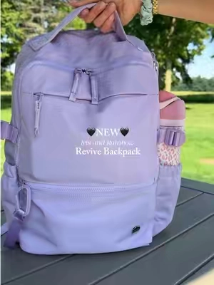 This color.. perfection 💜 #travelbackpack #schoolbackpack #backpack 