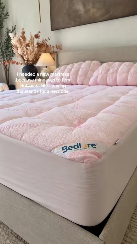 It’s so plush and fluffy without making my bed feel bulky. The deep pockets actually stay put, and I love how soft and cozy it makes my bed feel. Such an easy bedroom upgrade if you want that fluffy hotel-bed look 💗 #mattresstopper #bamboomattresstopper #coolingmattresstopper #bedroommusthaves #cozybedroom
