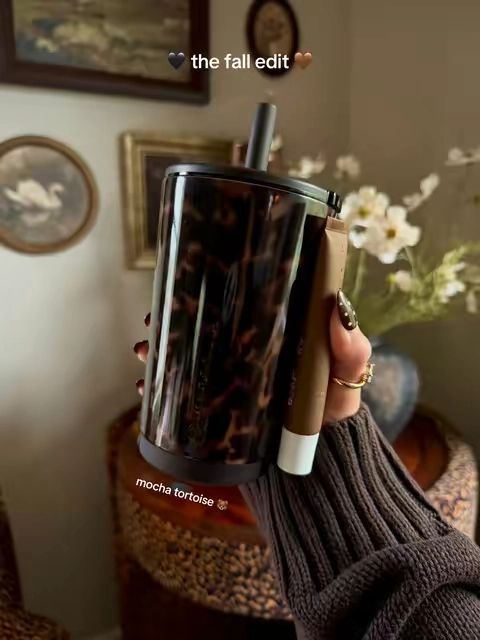 i’m drooling over all these fall prints 🤎🍂🖤 #hydrojug #everydaytumbler #fall #leakprooftumbler #icedcoffeetumbler @HYDROJUG 