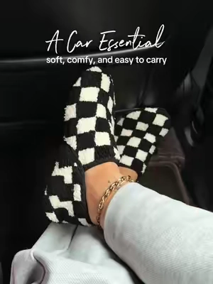 Super portable shoes.#roadtrip #travelessentials #sohochic #slippers #travelslippers 