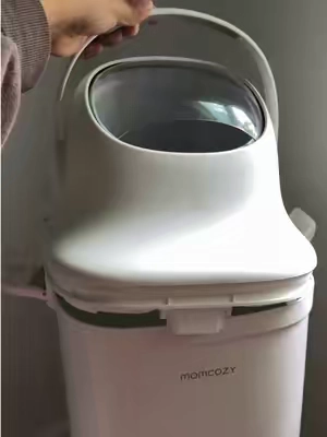 El diaper pail que toda mamá necesita 👶🏻✨”#fyp #naty_theo 
