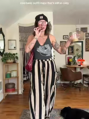 Love a fun pant

#linenblendpants #flowypants #comfypants #falloutfits #easyoutfits 