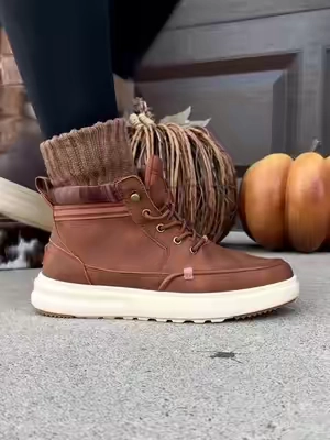 POV: you found the boots you’re about to wear all fall 🍂🤎🪵 #heydude #heydudeboots #heydudenewarrivals #heydudenewarrivalscampaign #tiktokshopcreatorpicks @HeyDude 