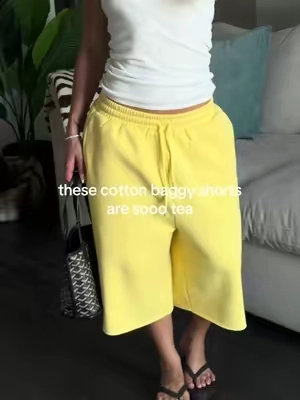 the perfect baggy shorts fit & loveee that they’re cotton too! went 1 size up to a M for a baggier fit  #baggyshorts #sweatshorts 