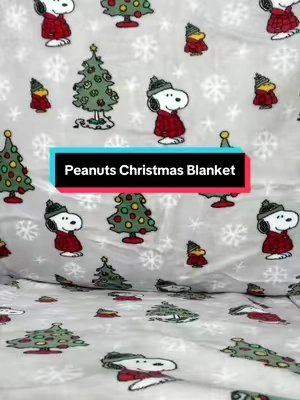 Peanuts christmas blanket! #christmascountdown #peanuts #snoopy #christmasgifts #christmasblanket 