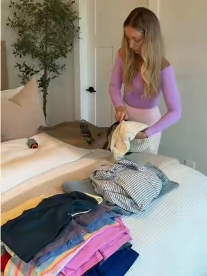 Vacuum seal bags - these ones are the best!!!! I’ve reused them so many times! And no TSA does not care about the pump or the bags. I got so many fits in just my carry on 😉😂 #vacuumbags #vacuumsealbags #packwithme #packinghacks #vacuumbags 