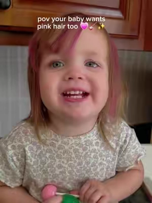 Who said babies cant have pink hair? This hair chalk is temporary and non-toxic, so it's perfect for kids. So easy & so many colors to choose from  💗🩰   #hairchalk  #kidsoftiktok  #girlythings  #girlmom  #toddlersoftiktok 