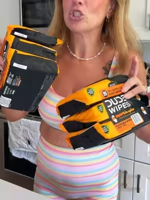 Dumpkin spice dudewipes are back! #dudewipes #dumpkinspice @dudewipes 
