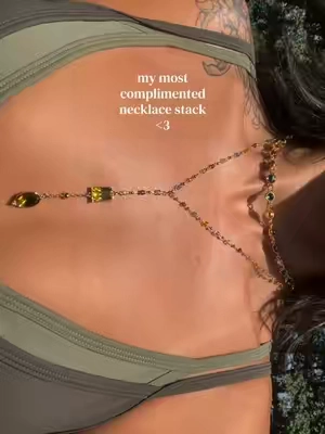 never taking these off #enroute #gemstonenecklace #statementnecklace #dropnecklace #colorfuljewelry 