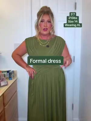 The prettiest dress!! 