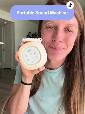 One little gadget doing THREE jobs 🙌🤍 Sound machine, night light AND aroma diffuser—plus it clips right onto your stroller or diaper bag! #BabyEssentials #NewMomMustHaves #BabyShowerGift #MomFinds #ChristmasGiftIdeas 