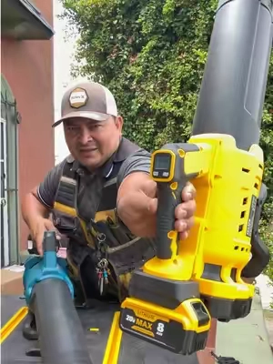 Sopladora Cordless Leaf Blower for Dewalt 20V Max Battery, For Milwaukee 18V Battery/ For Makita 18V Battery 480 CFM Electric Blower with Brushless Motor, 6 Variable Speed Up to 130MPH, Digital Display Control Handheld Blower for Lawn Care, Yard #Blower #cordless #Roofing #lawn #Home