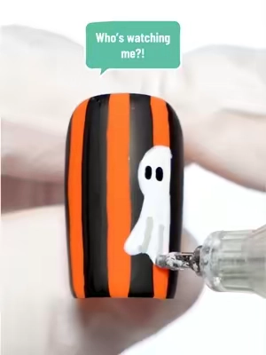 Who’s watching me?! 👀👻 Oh… just these little Halloween ghosts! 🎃💅✨ Check our shop for the nail artpen I used! 🛍️ #m#melodysusien#nailsn#nailartn#nailtoolsnailtech 