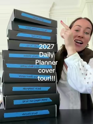 was on a mission to create planners that were not only practical BUT also cute! mission accomplished 👏  and yes I know I keep messing up the leopard pattern by calling it cheetah 🤦🏻‍♀️😂 I want to punch myself every time I say it wrong hahaha