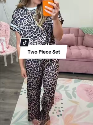Super cute and comfy two piece set! Great for travel days! 