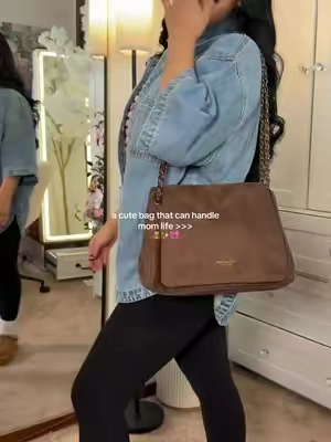 #affordablebags #shoulderbag #affordablefashion #momfashion #fallwinterfashion 