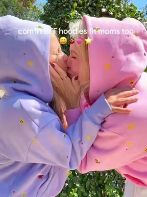 @Comfrt BFF emoji hoodies fit moms too 😀 So you can twin with your BFF and mini me! I’m wearing an XL #bffhoodie #comfrthoodie #mamaandme #kidshoodie #cozyhoodie 