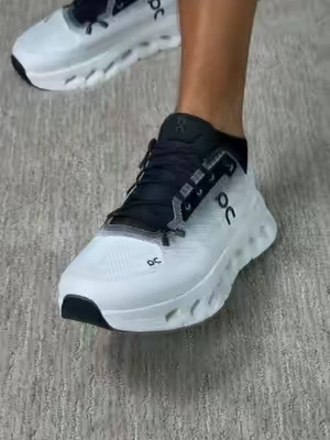 @Evans Sneakers Cloudtilt Running Men’s #sneakers #onrunning #Running #GymTok #walking 