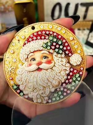 Turn tiny pearls into Christmas magic. A relaxing DIY kit you'll love displaying all season. #DiamondPainting#christmascrafts #tiktokmademebuyit #christmas2026#DiamondArtKit