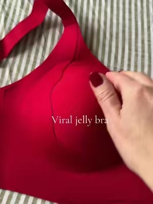 Soft, comfortable, flattering! The price is awesome too. #bra #jellybra #comfortablebra #bras 