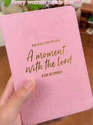365-day devotional book for Christian women, filled with real-life struggles and scripture guidance to grow closer to God daily.#ChristianDevotional #FaithForWomen#FaithForWomennal #ChristianLiving #FaithJourney 