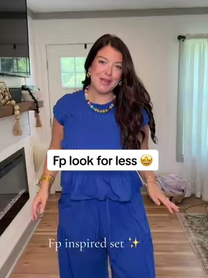 Love a good look for less!! #freepeople #lookforless #matchingset #loungeset 
