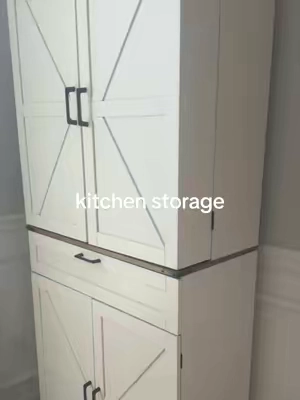 Tired of not having space in your kitchen for storage? Here’s you a solution! #storagehacks #storage #homehacks 