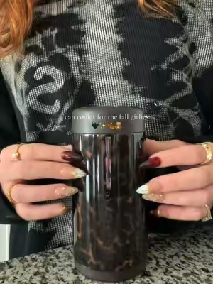 obsessed with the tortoise print 🖤🍂✨ #cancooler #cancoozie #hydrojug #fall #fallaesthetic 