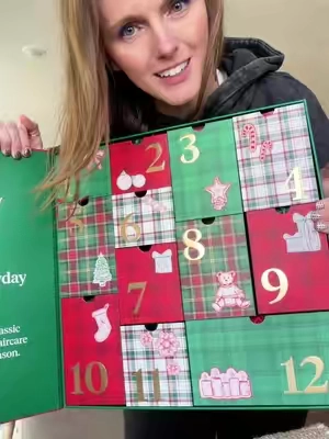 Here’s what you’re getting in all of the new @Kitsch advent calendar! #kitsch #adventcalendar #christmasgifts #christmas #holidaygifts 