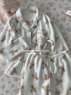This pajama set is coziest ever!! I'm living for this !!! #TikTokShopBlackFriday#TikTokShopCyb erMonday #spotlightfinds#bearprint#fleecepajamas 