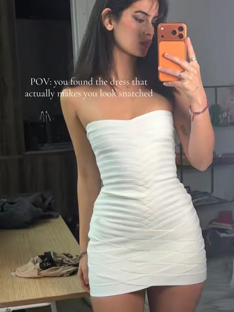 7687744287835983117