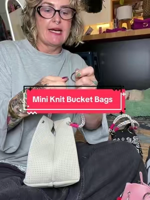 The happy 😃 face one is by far my fav #dumplingbag #minibucketbag #tiktokshopfalldealsforyou #tiktokshopcreatorpicks #tiktokshoprestock 