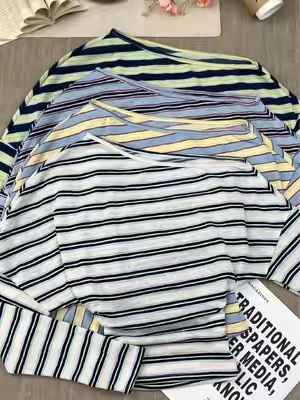 Retro stripes, cropped hem, comfy stretch—basically everything I want in an easy fall outfit. Add baggy jeans and you’re good to go.🍂☕️ #Y2K#StripedTop#streetwear#CroppedTop#spotlightfinds 
