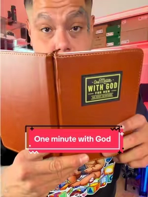 One minute with God will make your day way better 🙏 #oneminutewithgod #oneminutebible #studybible #bible #bibles 