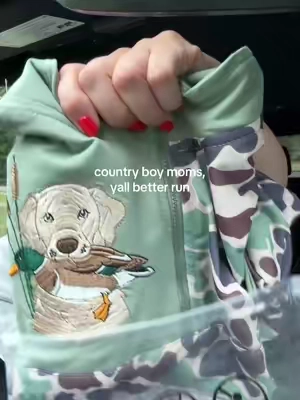 Adorable camo quart zips for boys! #boymom #boyfashion #toddlerboyfashion #boymomlife 